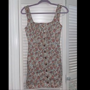Love this dress